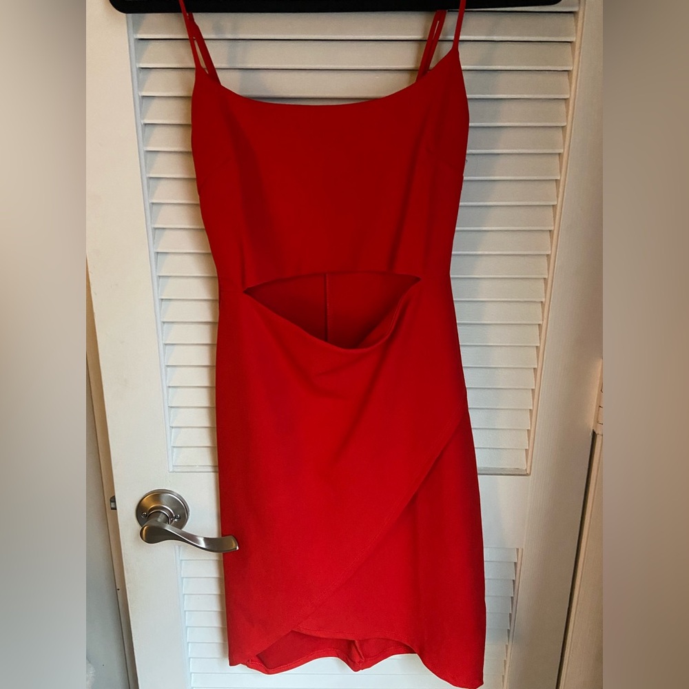 Red lulus dress - Picture 2 of 2